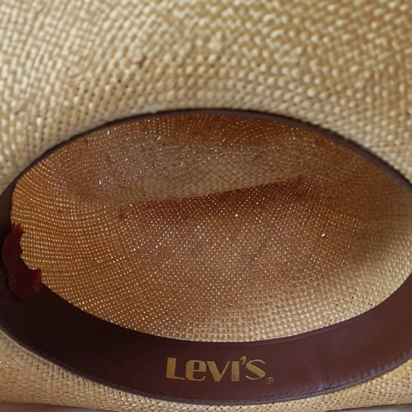 Levi's Straw Cowboy Hat With Feathered Band - Picture 7 of 10